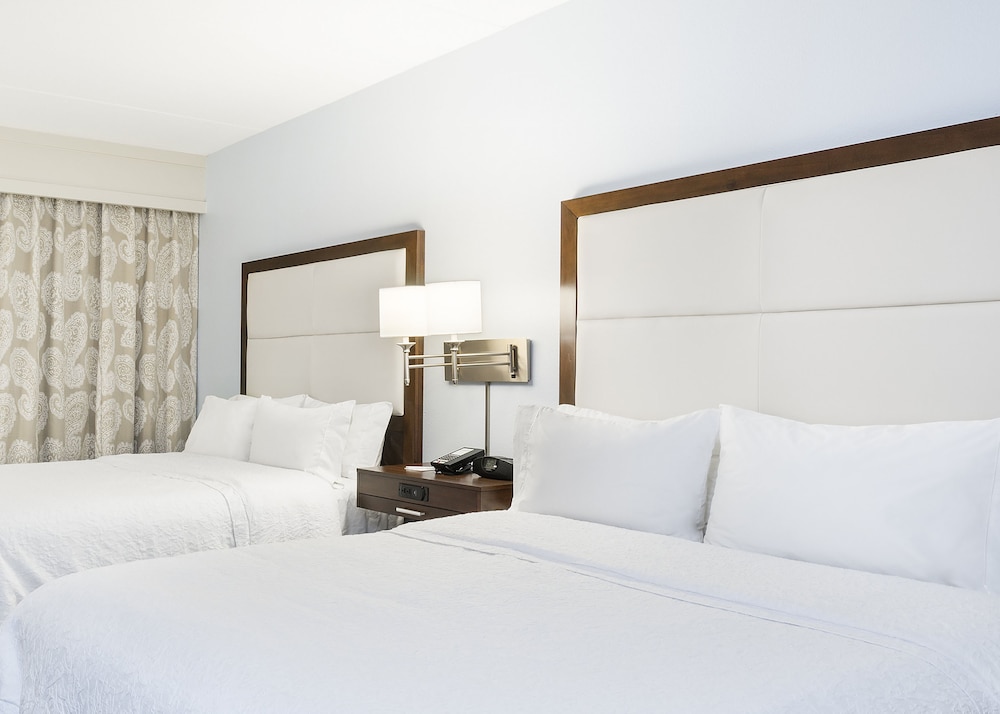 Hampton Inn Pittsburgh University Medical Center - photo 4