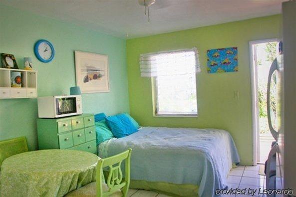 Angelfish Inn - photo 6