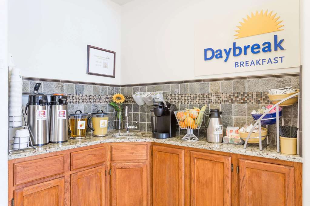 Days Inn by Wyndham Kimball - photo 16