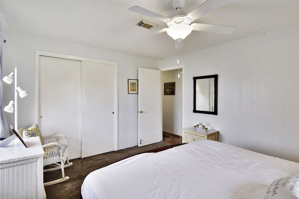 4513pragerjbnh Prager Bay View - photo 12