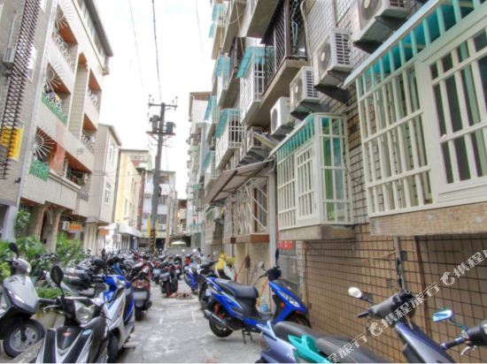 Love It - carbon neutral hotel in Unknown City
