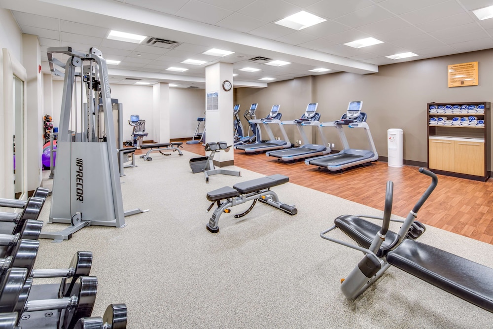 Embassy Suites by Hilton Parsippany - photo 28