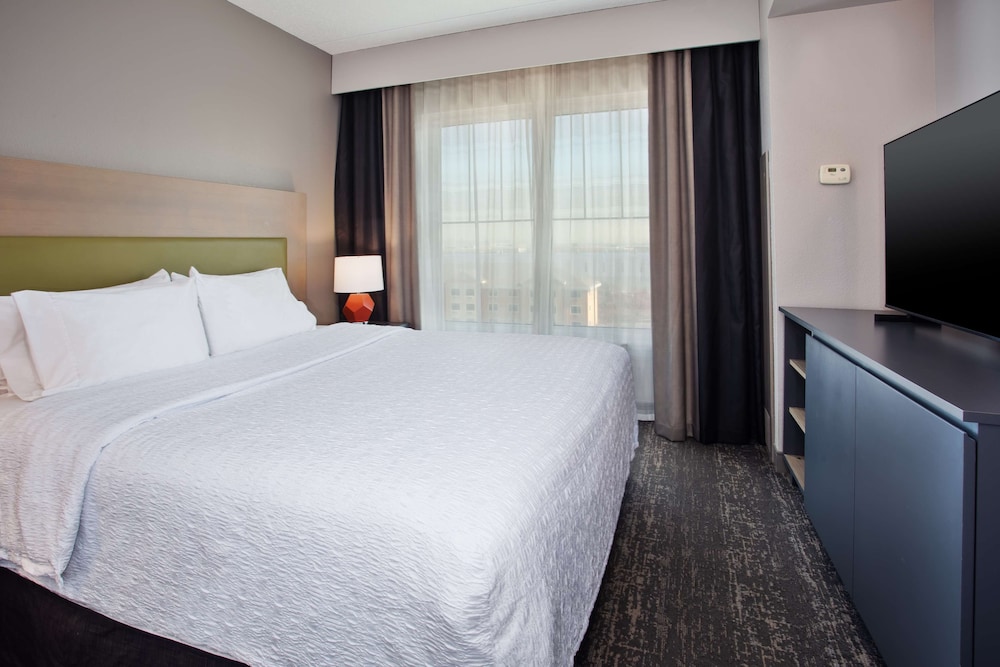 Hampton Inn & Suites Newark Airport Elizabeth - photo 14