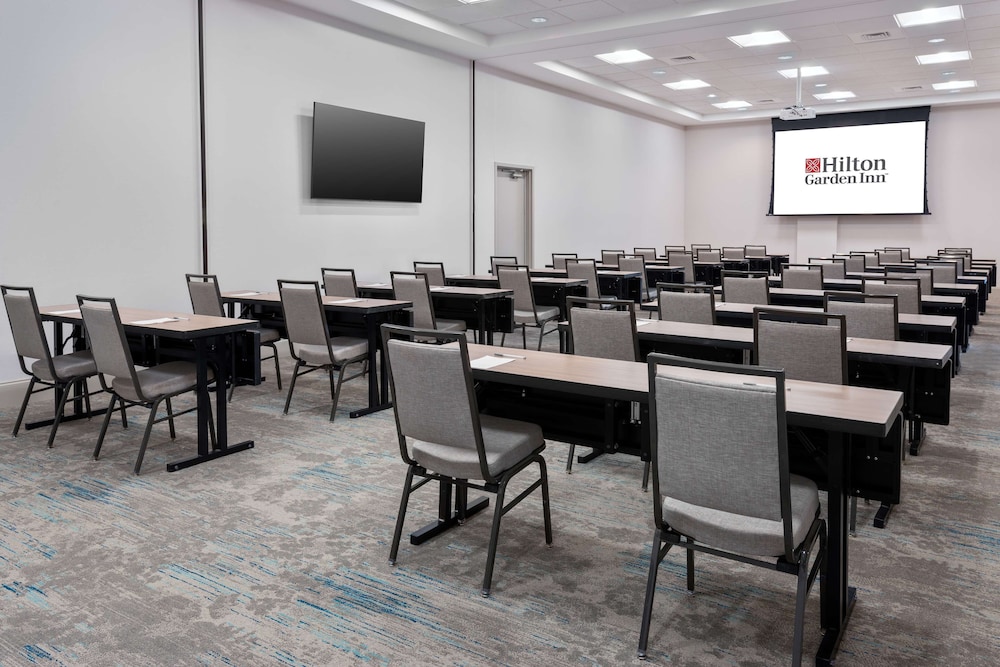 Hilton Garden Inn Charlotte Uptown - photo 41