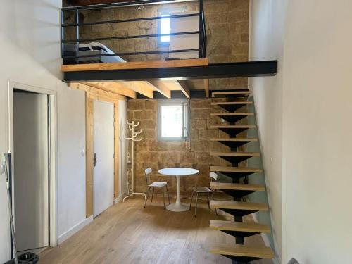 Le Chat Perche - carbon neutral hotel in Montpellier