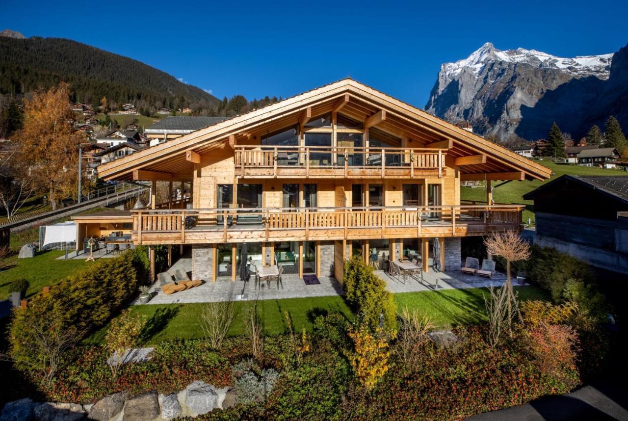 Chalet Carve Apartments Eiger Moench And Jungfrau — 4-Star Luxury Hotel in Grindelwald, Switzerland