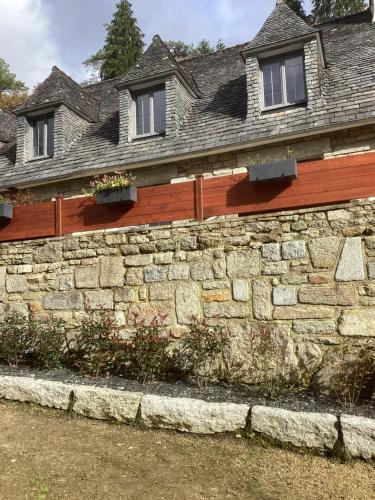 Charmes de la Foret — hotel in Huelgoat