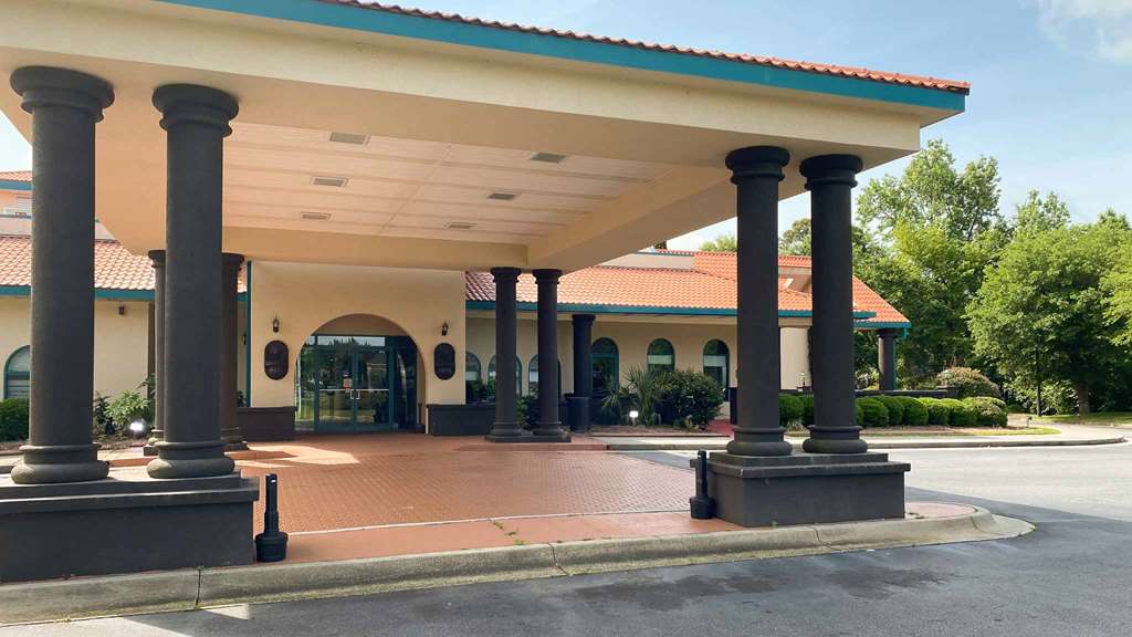 Motel 6 Savannah GA Gateway & I 95 - photo 2