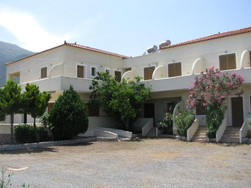 Skoutari Beach Hotel — hotel in Skoutari