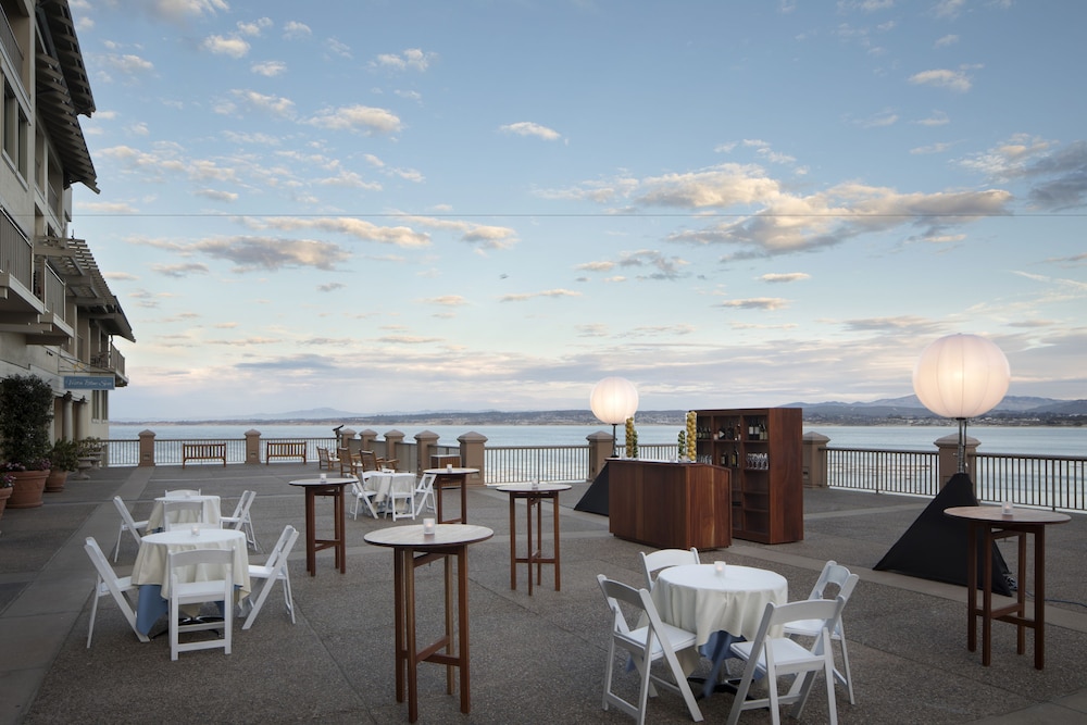 Monterey Plaza Hotel & Spa - photo 78