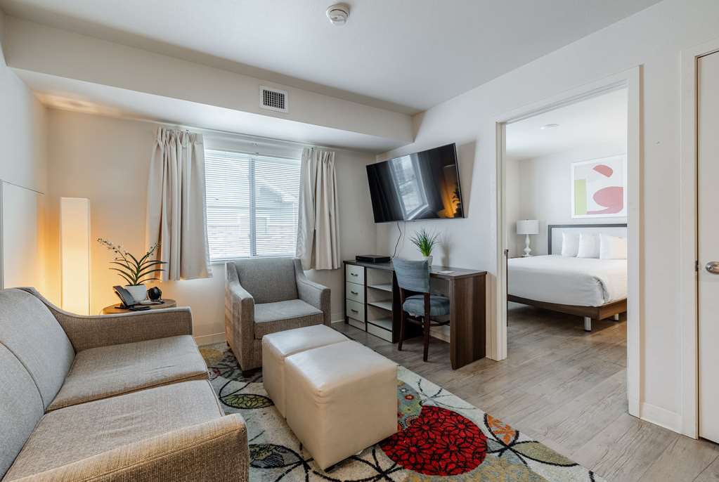 WaterWalk Extended Stay by Wyndham Wichita - photo 4
