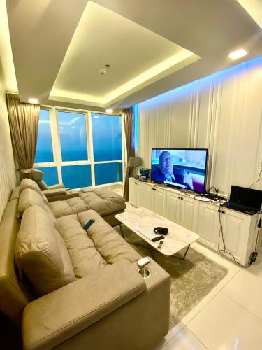LuxSL LuxuryStyleofLife 4 — 5-Star Luxury Hotel in Pattaya, Thailand