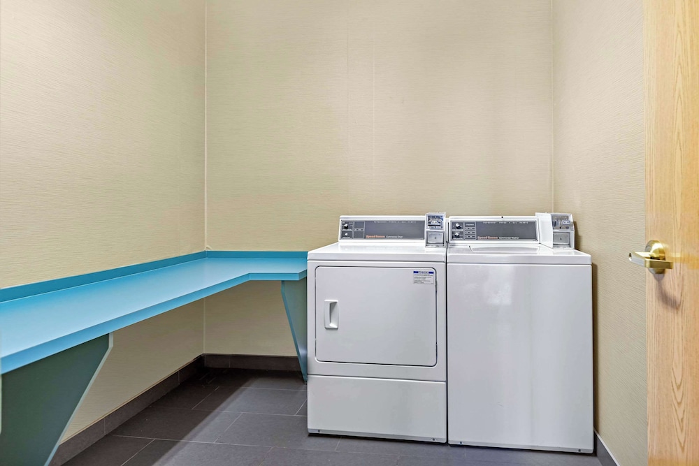 Comfort Inn Charlotte - photo 23
