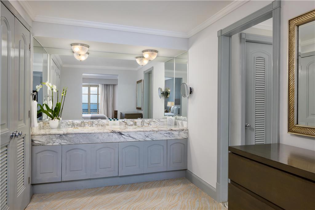 KICUN1_JAphotography_ Seaside Suite _ Bathroom.tif