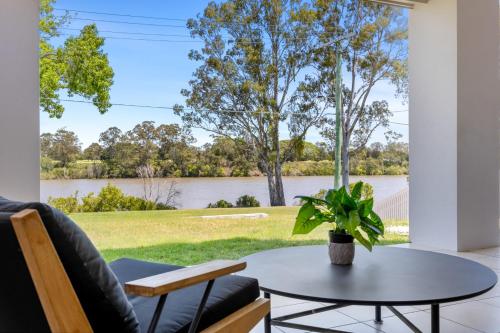 Modern Luxury Riverfront Sanctuary in Brisbane, Australia