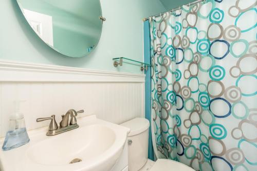 Kay La Plaj by Oak Island Accommodations - photo 16