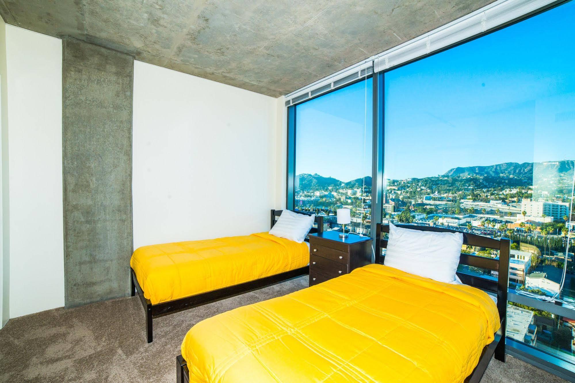 Hollywood Panorama Suites - photo 5