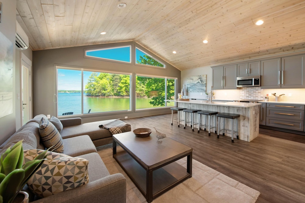 Lake Norman Hideaway - photo 14
