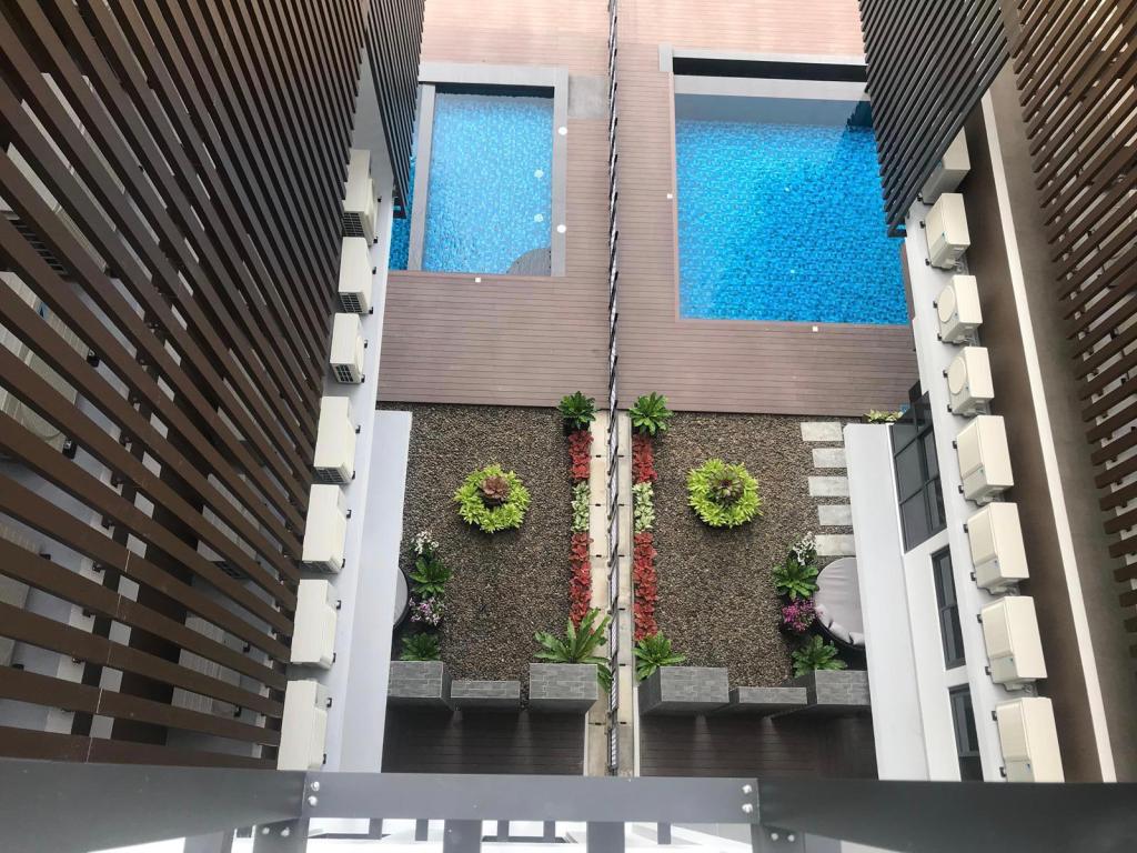 Wow Gorgeous Sunsets 5 Star Beach Condo — Rayong — photo 4