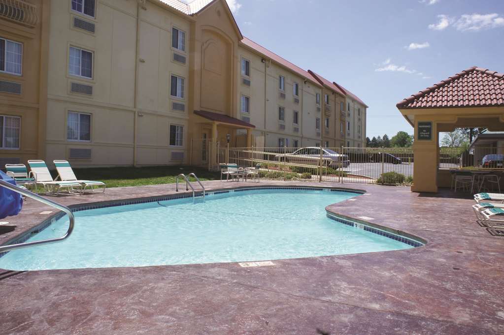 La Quinta Inn by Wyndham Kansas City Lenexa - photo 11
