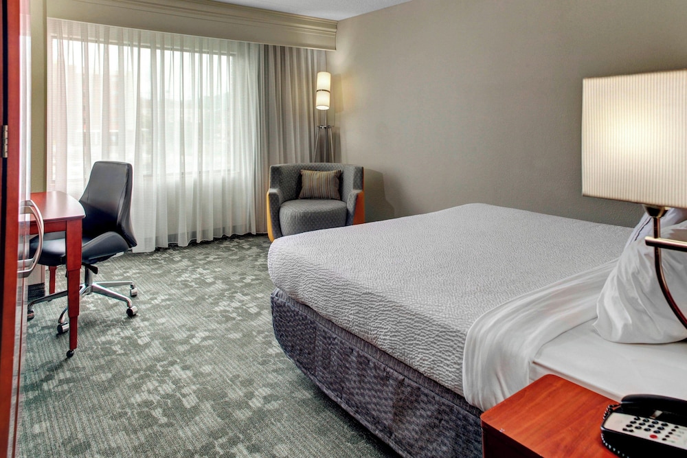 Courtyard by Marriott Anniston Oxford - photo 11