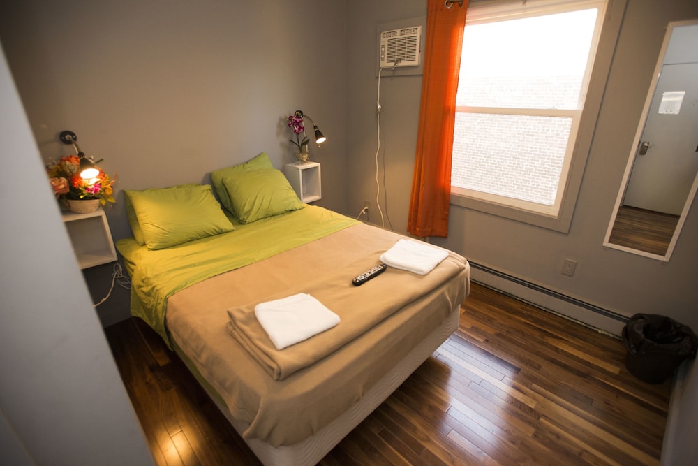 Explore Hotel & Hostel - photo 18