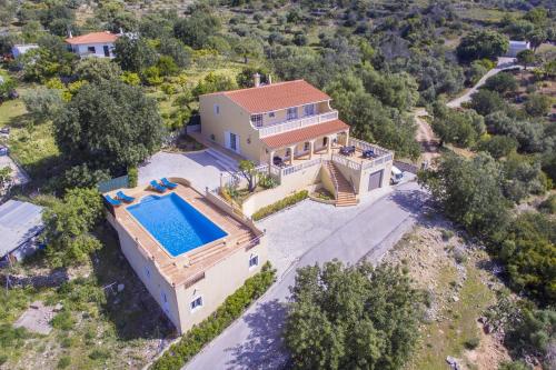 Villa Florencio — 4-Star Luxury Hotel in Estoi, Portugal