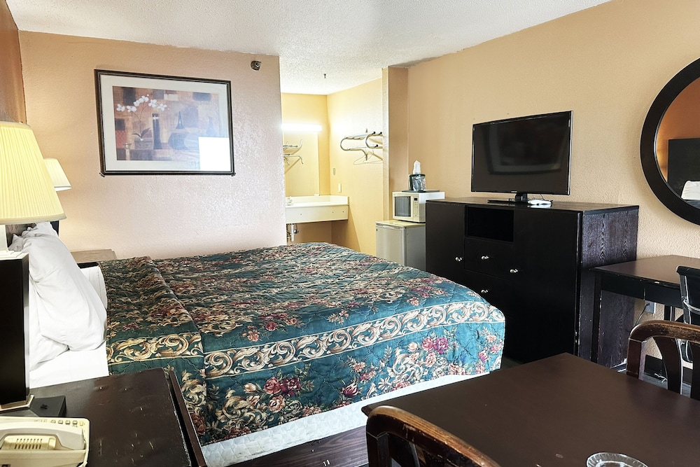 Garden Inn & Suites Rome Ga - photo 41