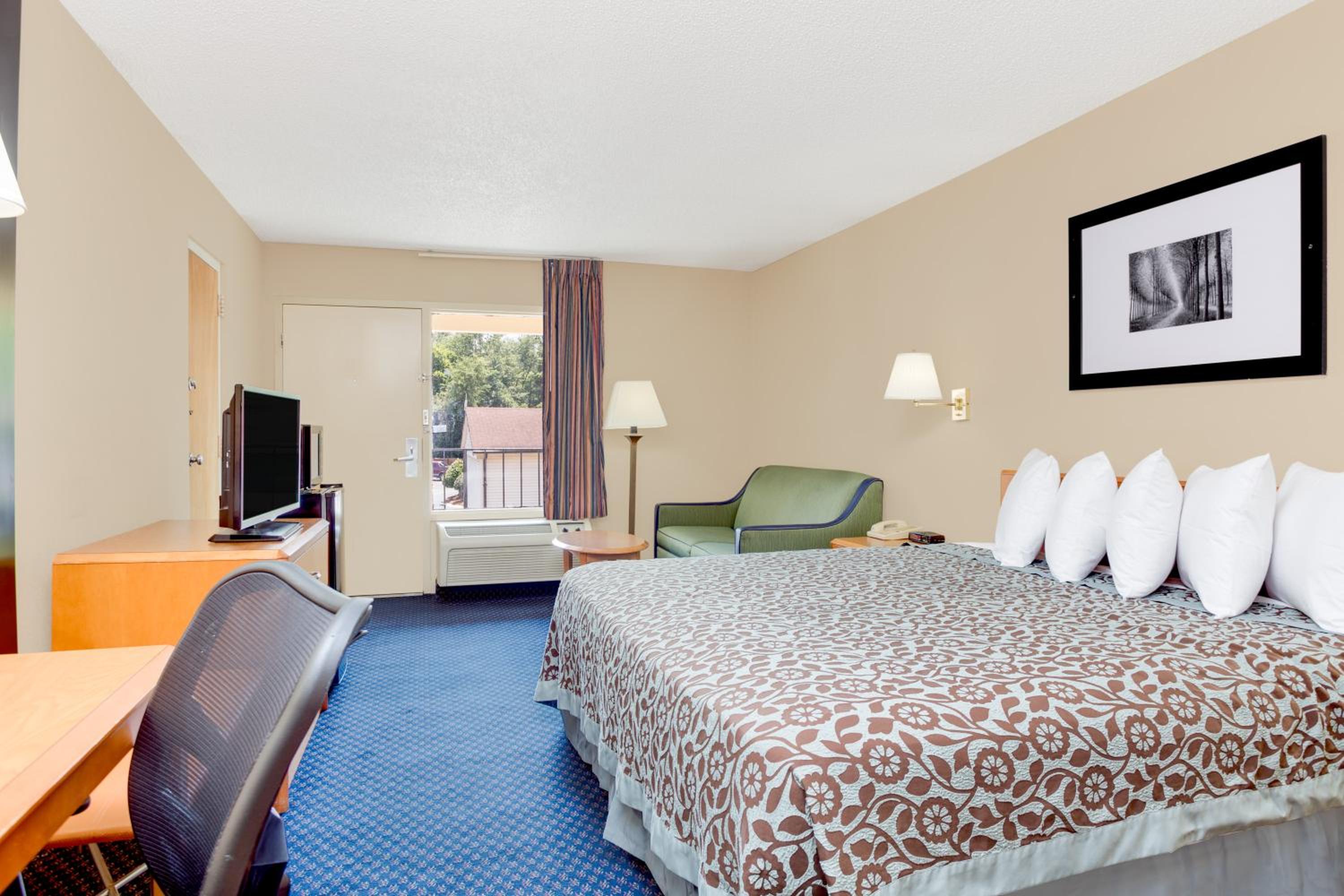 Americas Best Value Inn Aiken - photo 9