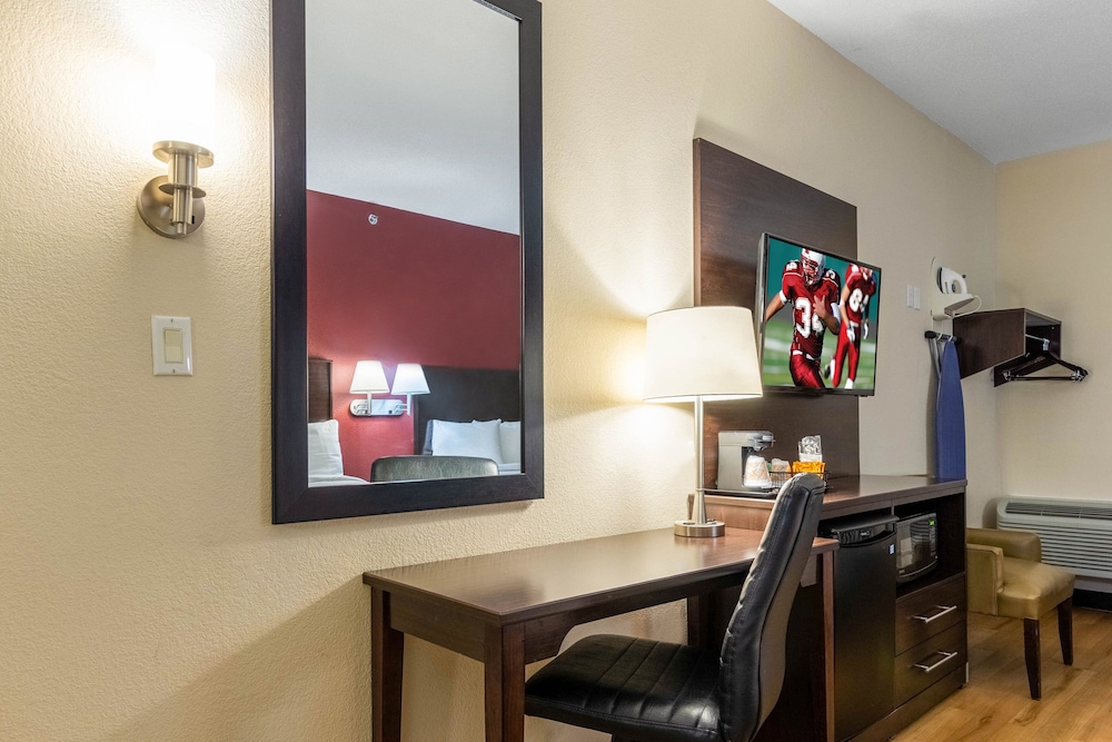 Red Roof Inn Georgetown IN Louisville West - photo 11