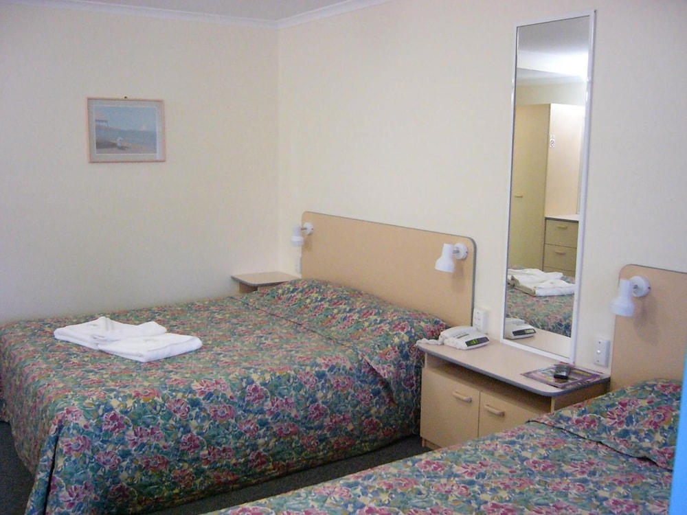 Mid Coast Motor Inn — hotel in Macksville
