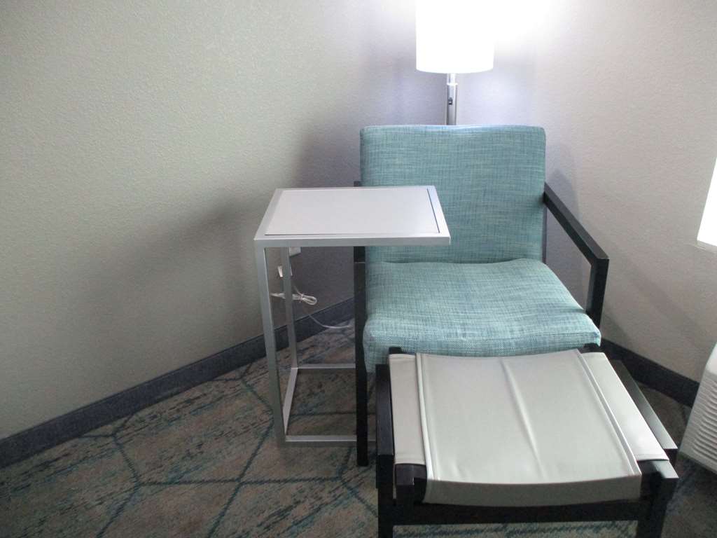 Best Western Plus McPherson - photo 14