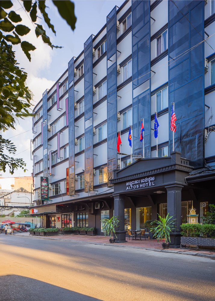 Altos Hotel — Phnom Penh — photo 4