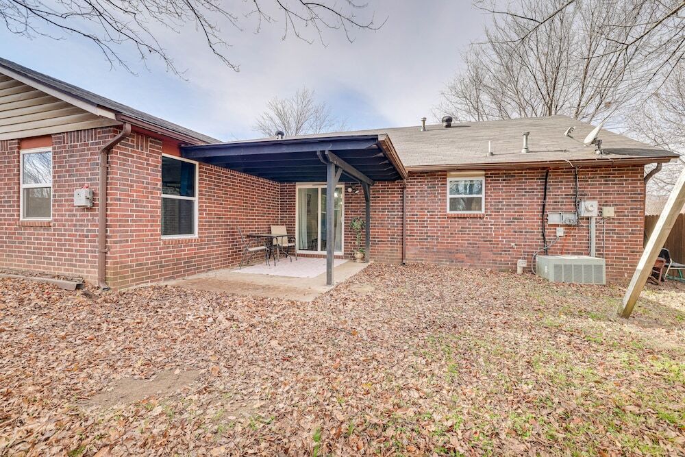 Rogers Vacation Home w Yard: 5 Mi to Bentonville - photo 24