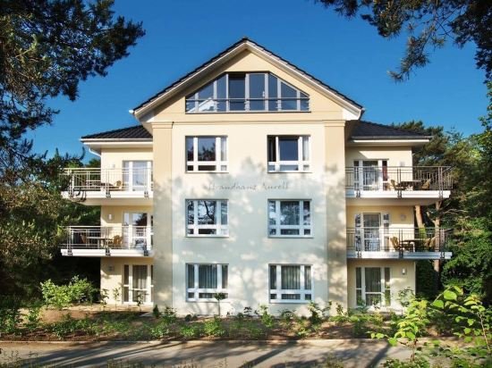 Strandhaus Aurell — 4-Star Luxury Hotel in Heringsdorf, Germany