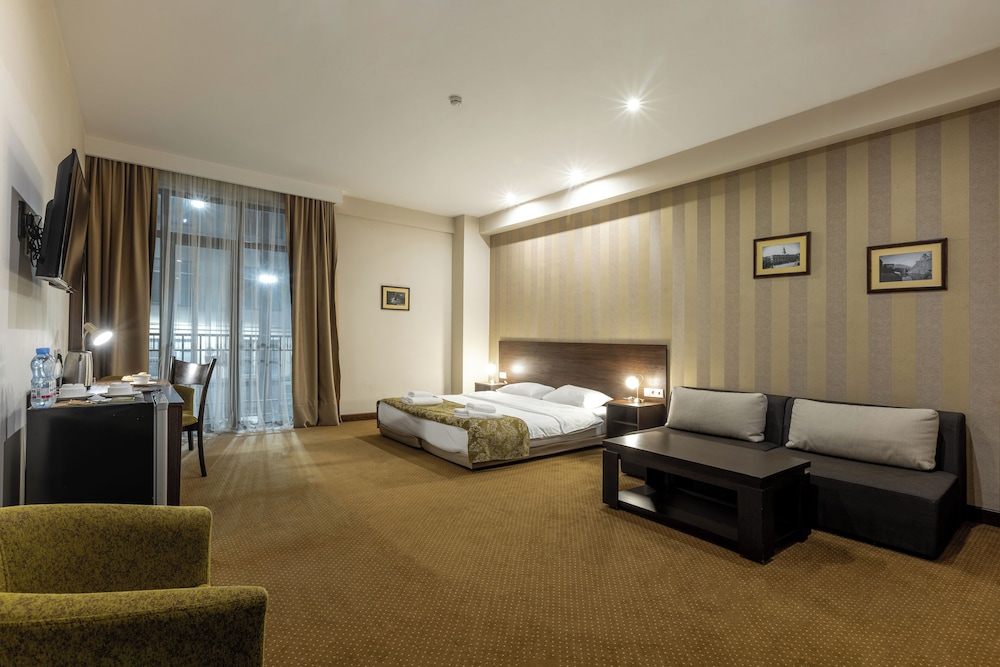 Citrus Hotel
