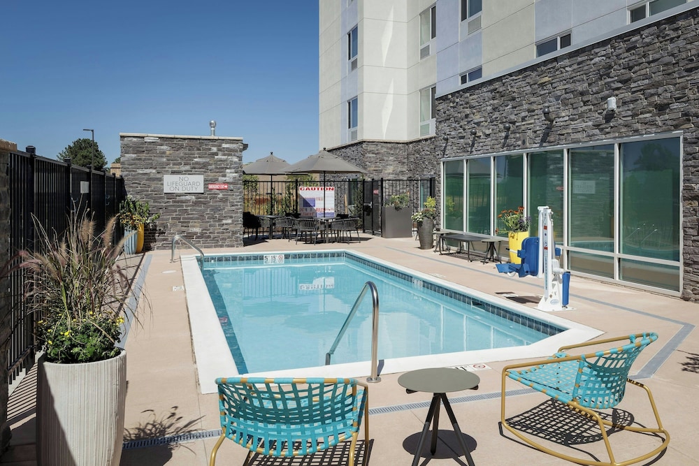 TownePlace Suites by Marriott Denver North Thornton - photo 22