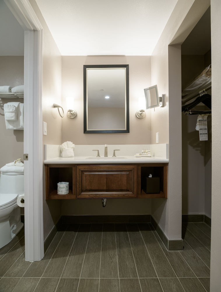 Woodcrest Hotel Cupertino - photo 22