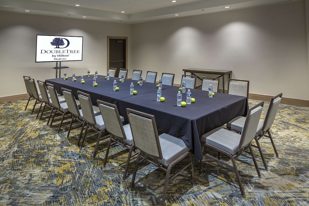 DoubleTree by Hilton Hotel Modesto - photo 51