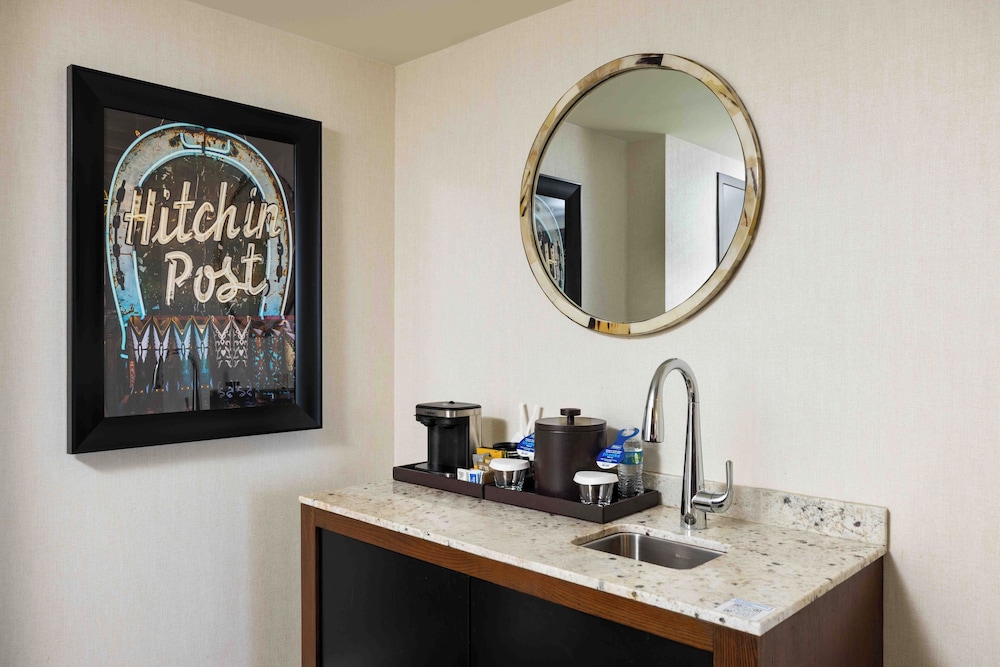 Hilton Austin - photo 23