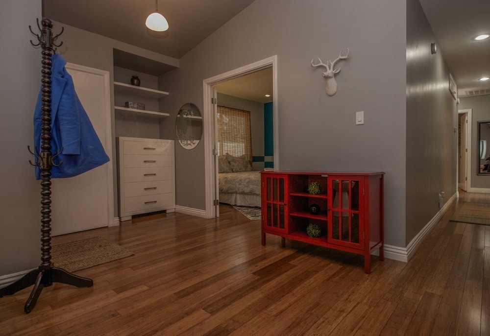 Immaculate 4bed 7min to Vegas Strip - photo 12