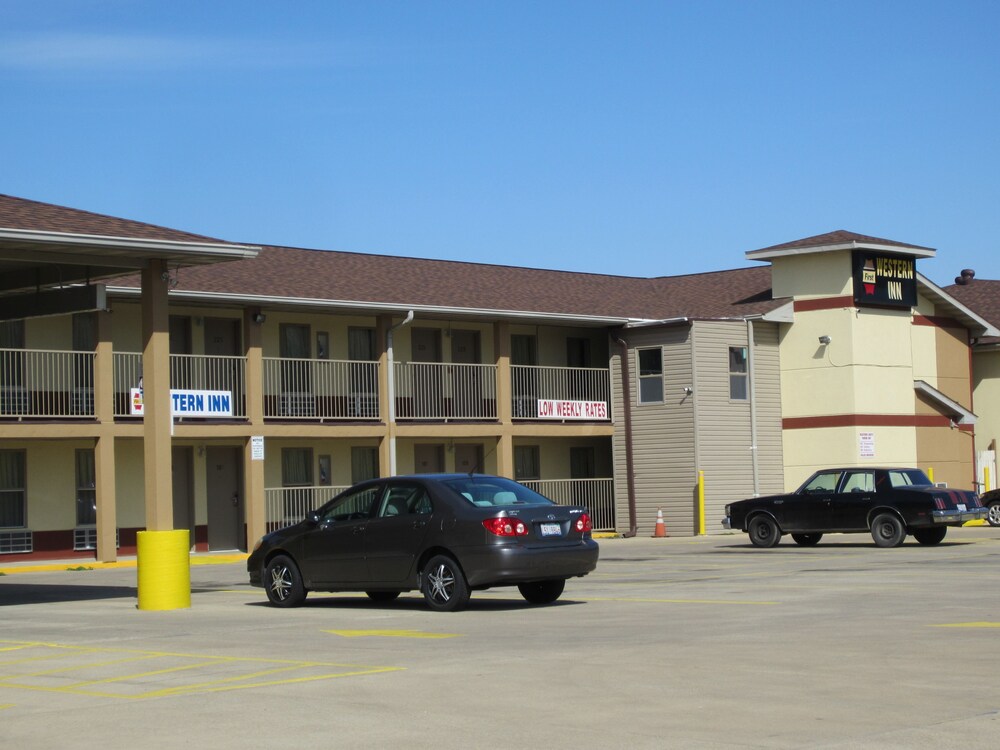 First Western Inn - photo 44