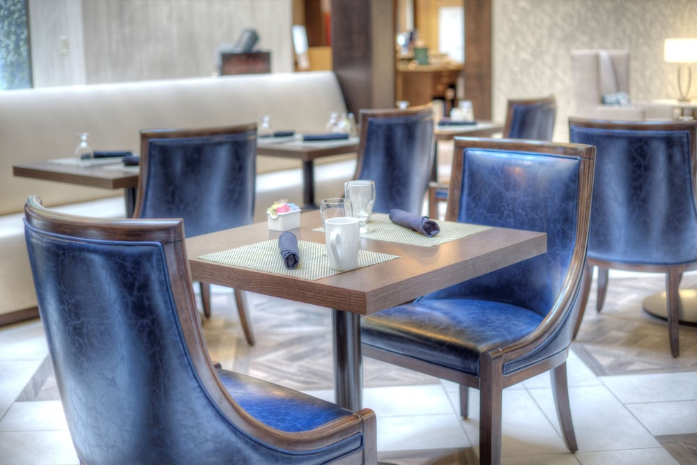Doubletree Suites by Hilton at The Battery Atlanta - photo 37