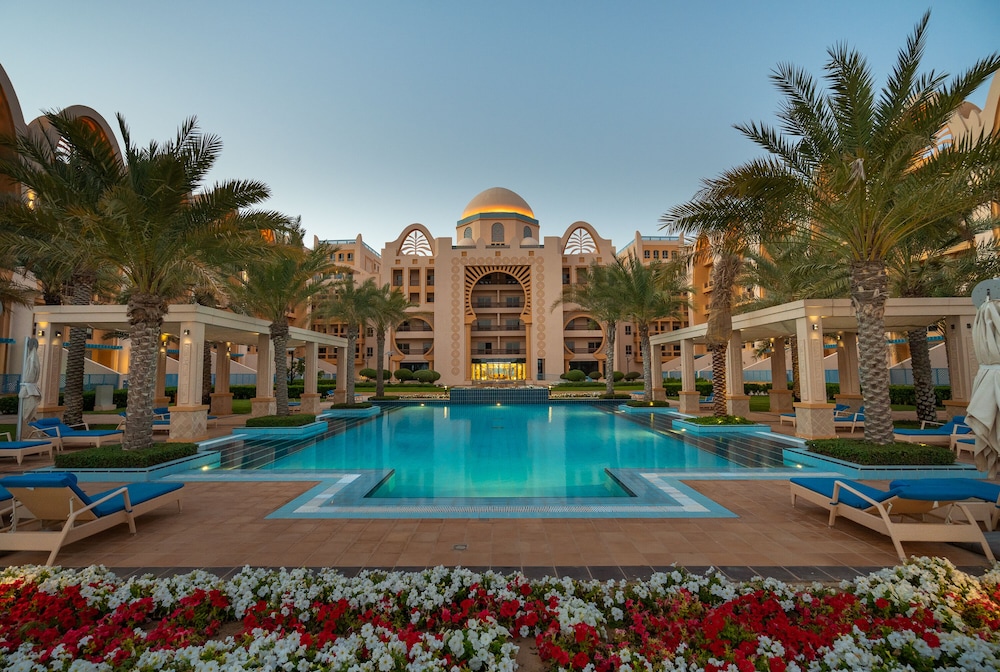 Globalstay Holiday Homes Sarai Apartments — 5-Star Luxury Hotel in Dubai, United Arab Emirates