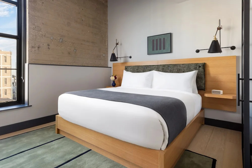 Switch House Hotel - photo 7