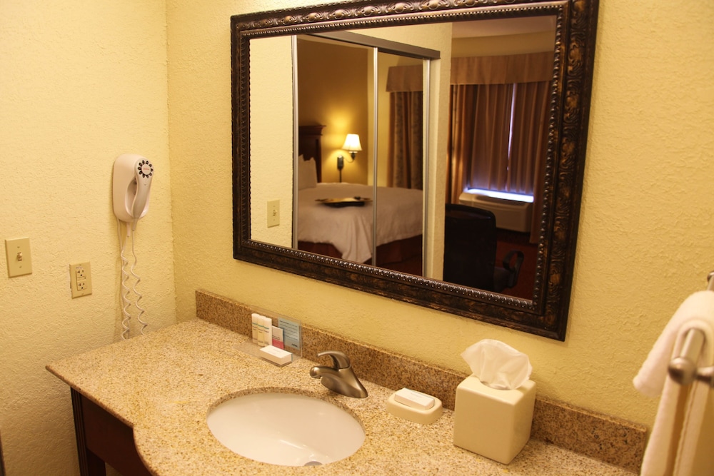 Hampton Inn & Suites Grenada - photo 18