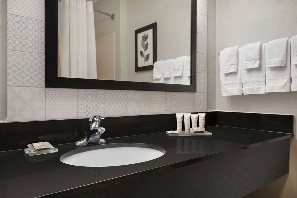 Country Inn & Suites by Radisson Brookings SD - photo 9