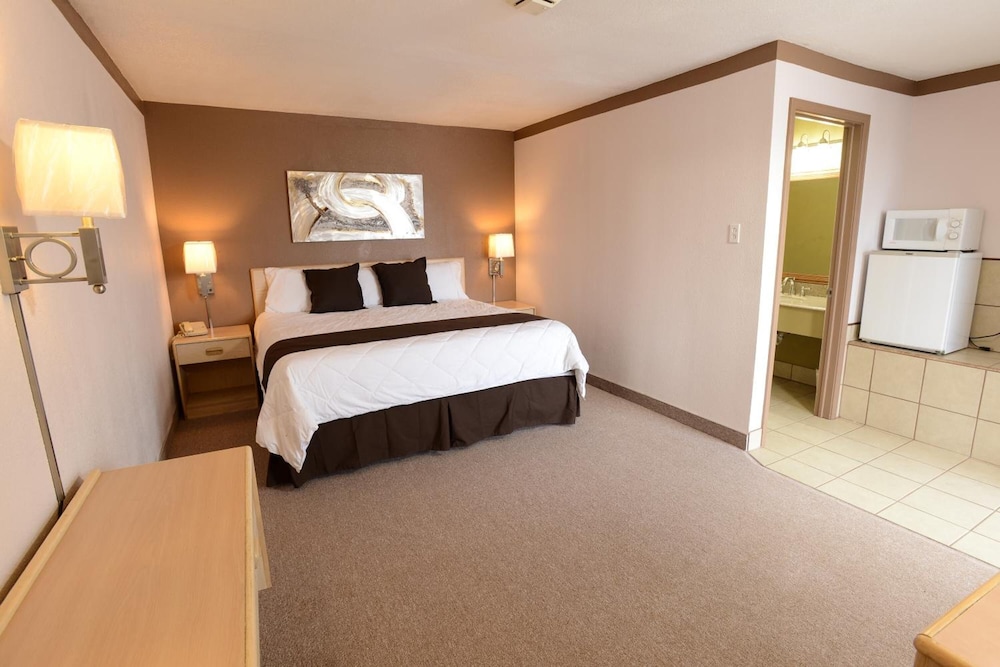Burlington Inn - photo 16