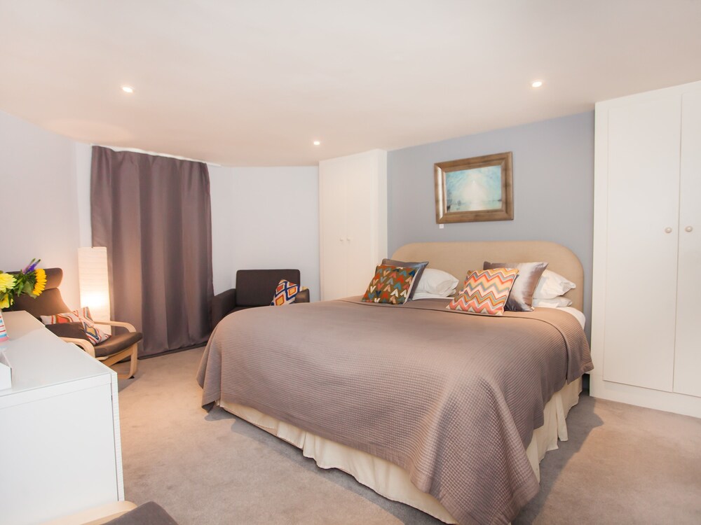 The Art Studio — 4-Star Luxury Hotel in Bath, United Kingdom