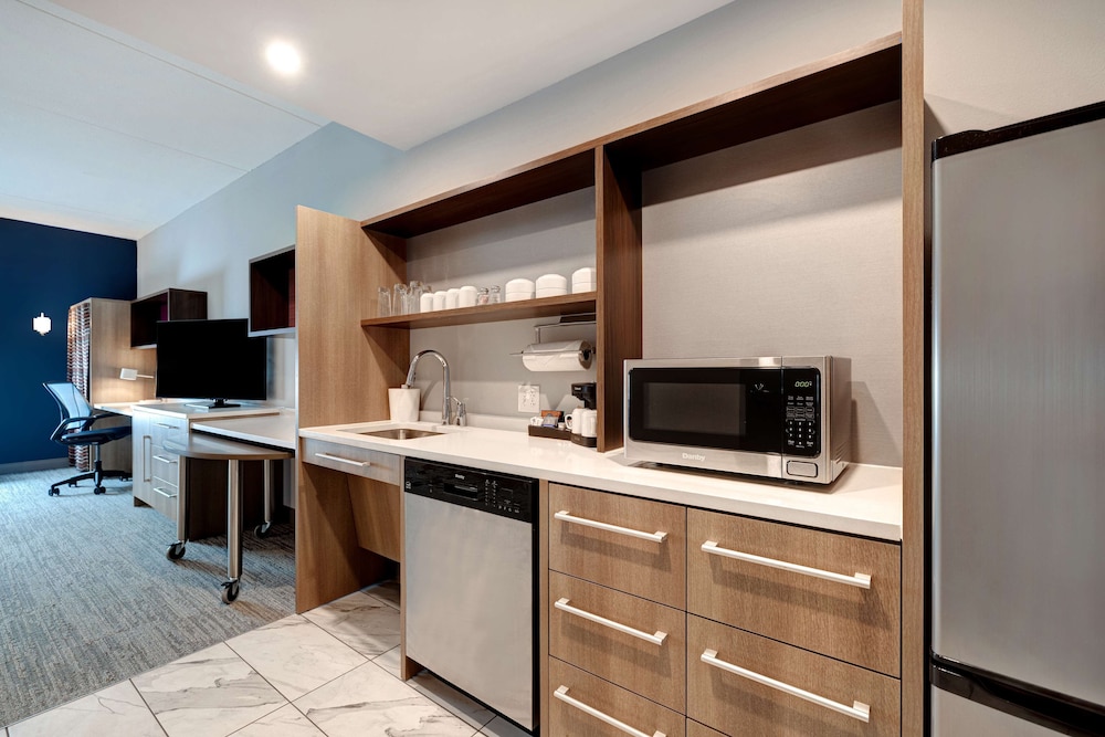 Home2 Suites Downtown Nashville Metrocenter - photo 25
